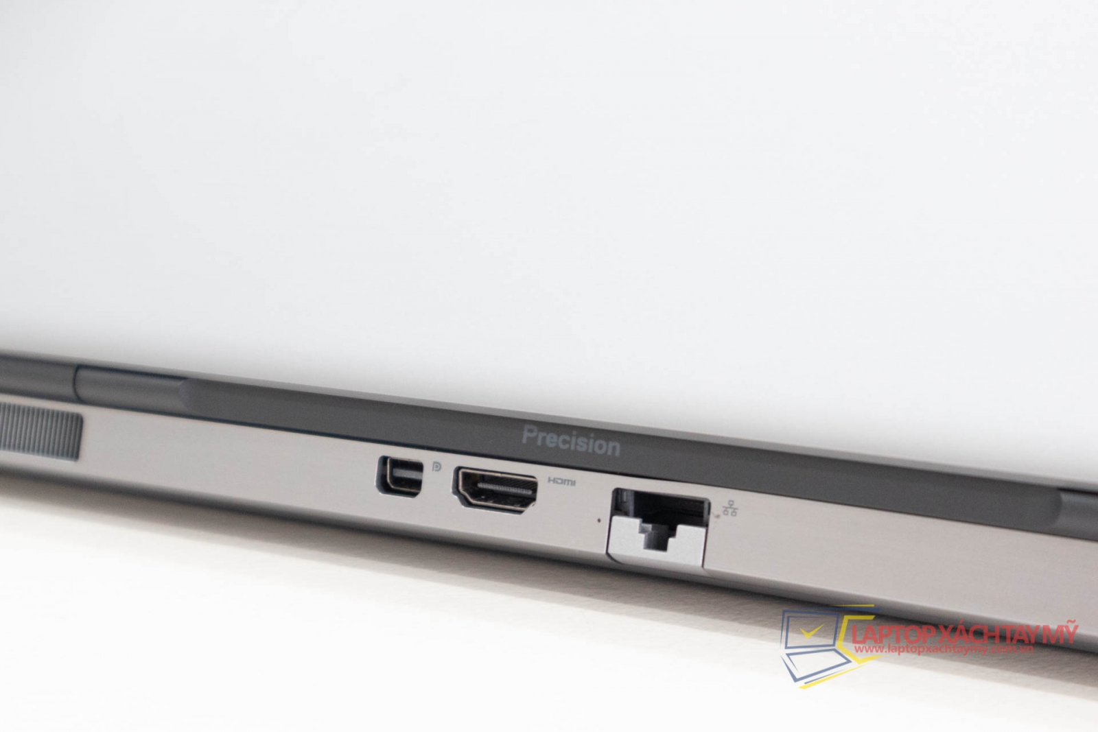 i7 10850H, RAM 32 GB, SSD 512 GB,Nvidia Quadro RTX3000 6GB, 17.3 in