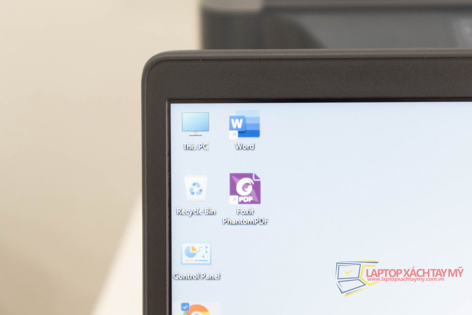 i7 10850H, RAM 32 GB, SSD 512 GB,Nvidia Quadro RTX3000 6GB, 17.3 in