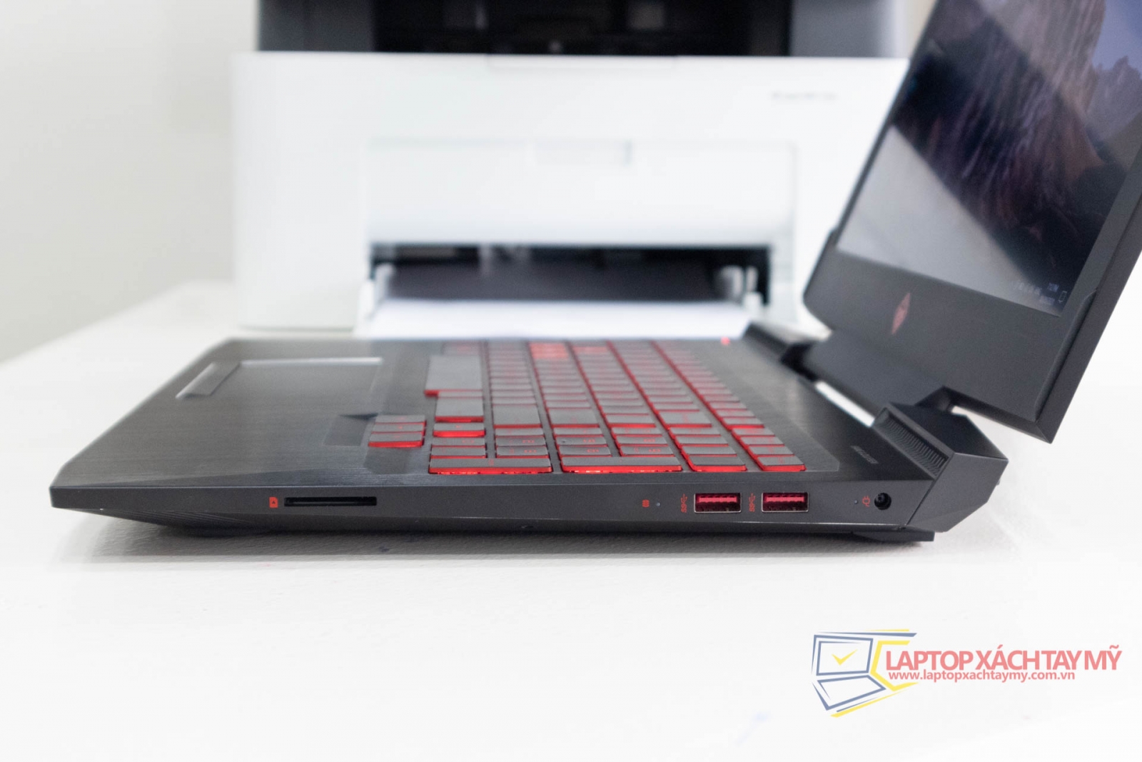 i7 8th 8750H, Ram 16G, SSD 256G, HDD 1TB, GTX 1060 6G