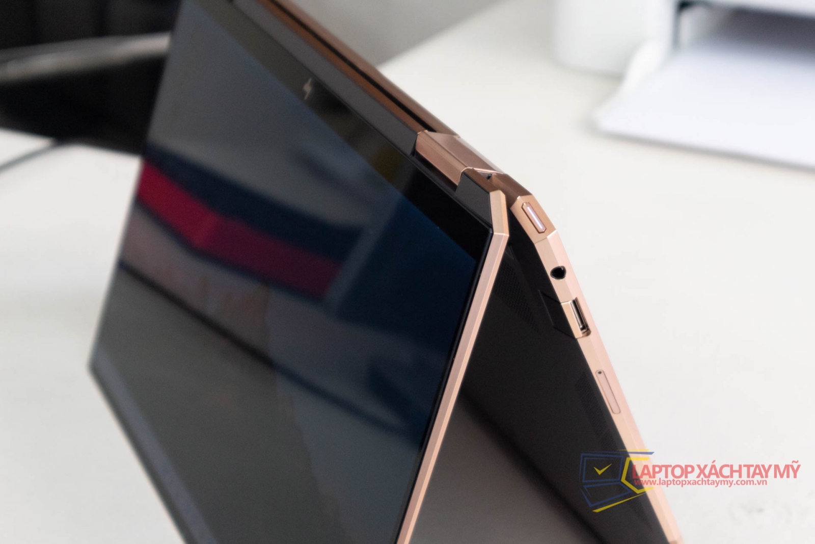 HP Spectre x360 13 - Intel I7 1065G7, Ram 16G, SSD 512