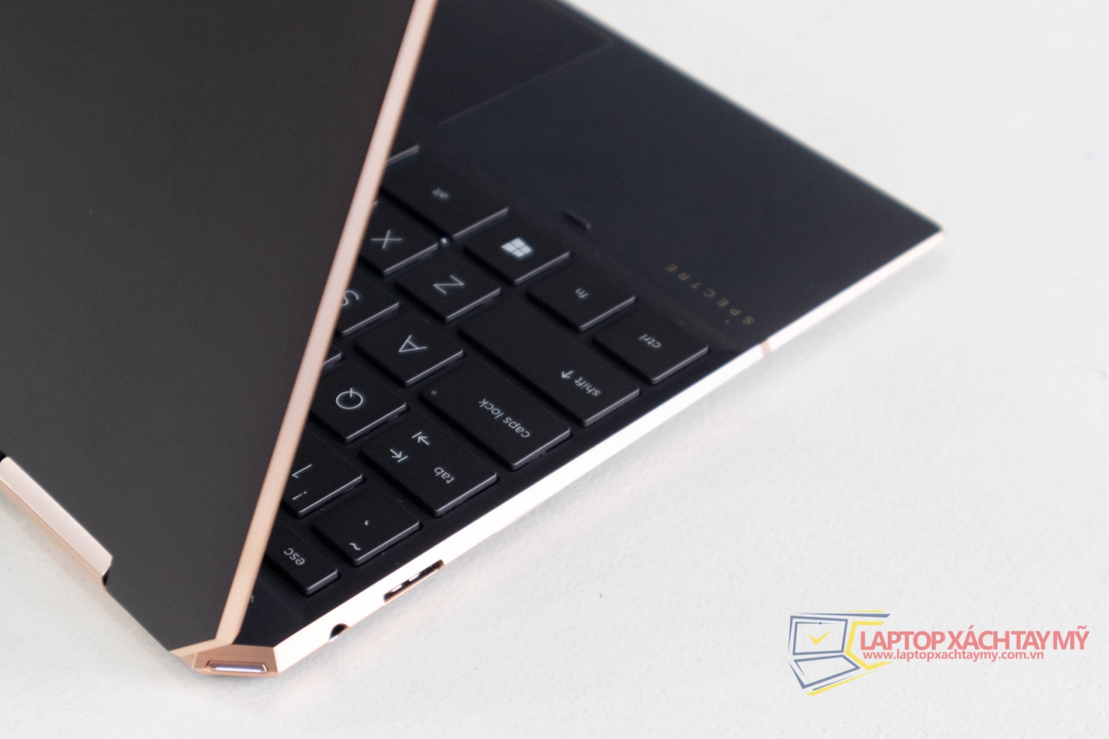 HP Spectre x360 13 - Intel I7 1065G7, Ram 16G, SSD 512