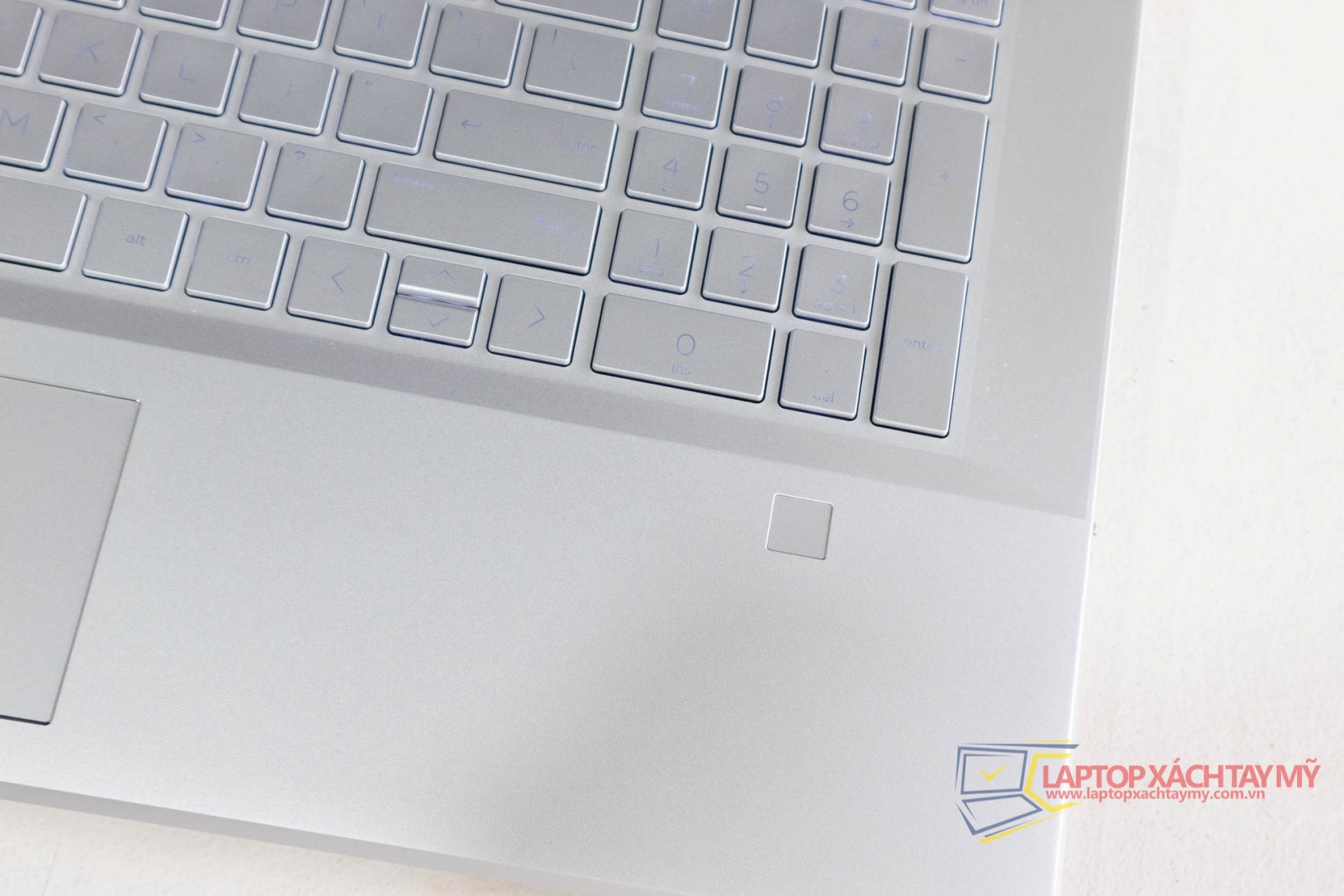 HP Envy Laptop 17 - Intel I7 10510U, Ram 12G, SSD 512G, Card MX250