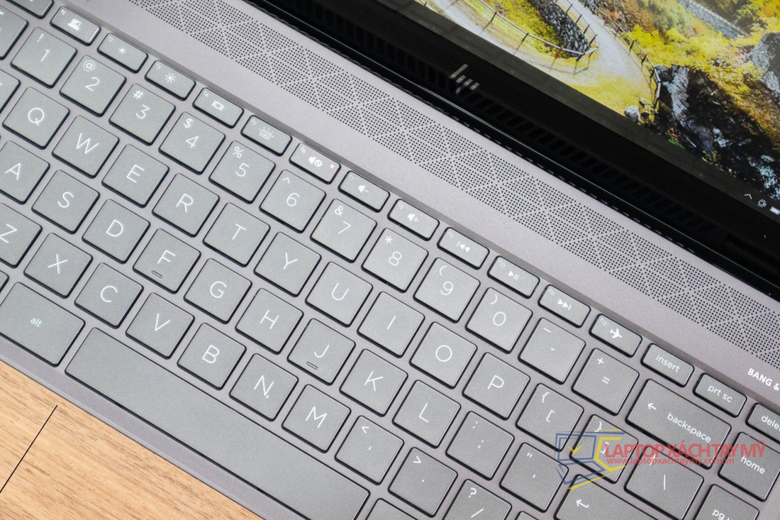 Laptop cũ tp HCM HP Envy 13 - I7 1065G7, Ram 8G, SSD 512G, 13.3 In Full HD