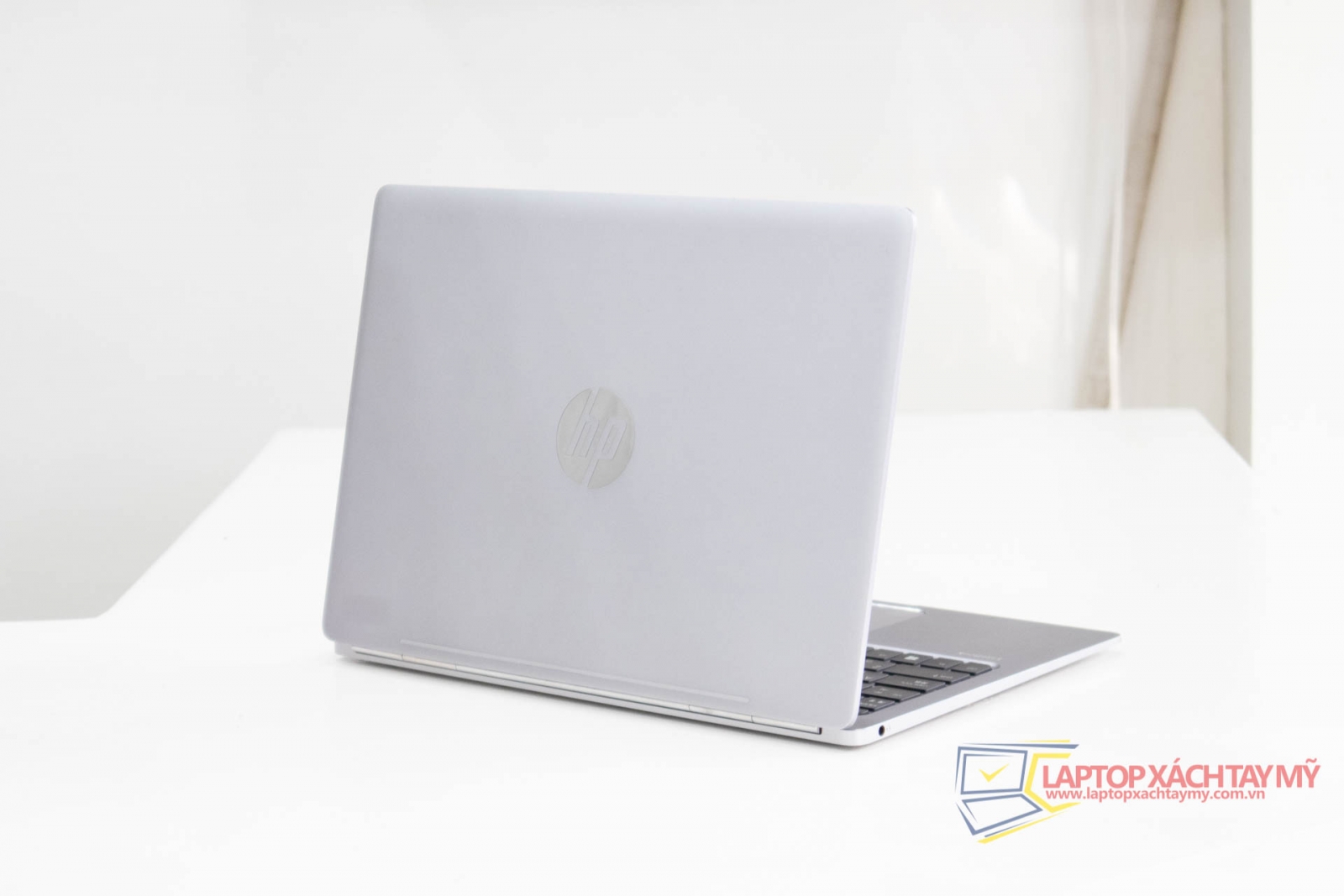 HP Elitebook Folio G1 M5-6y57,RAM 8G,SSD 256,13.3
