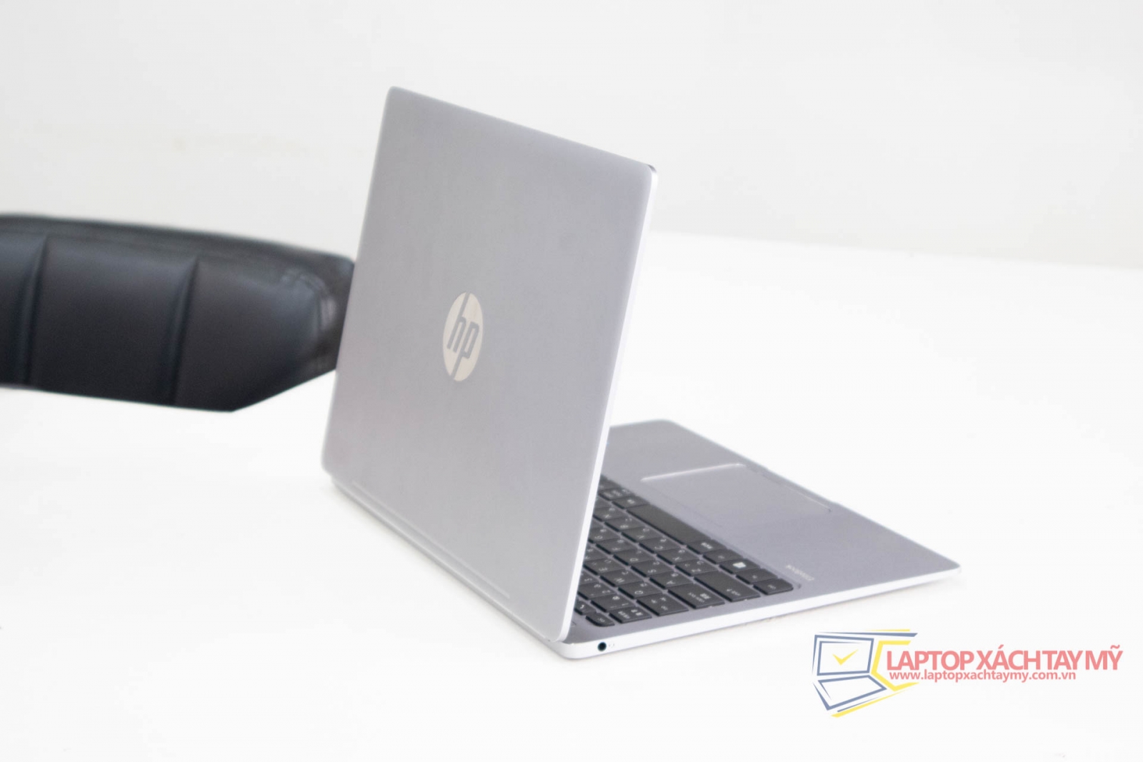 HP Elitebook Folio G1 M5-6y57,RAM 8G,SSD 256,13.3