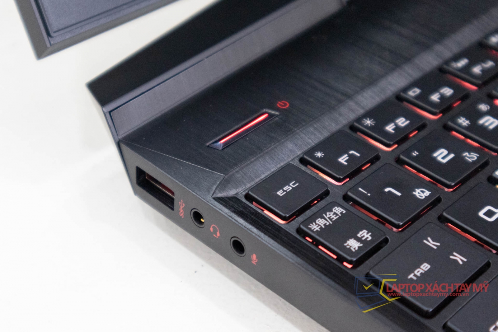 laptop cu tp hcm choi game do hoa card man hinh roi