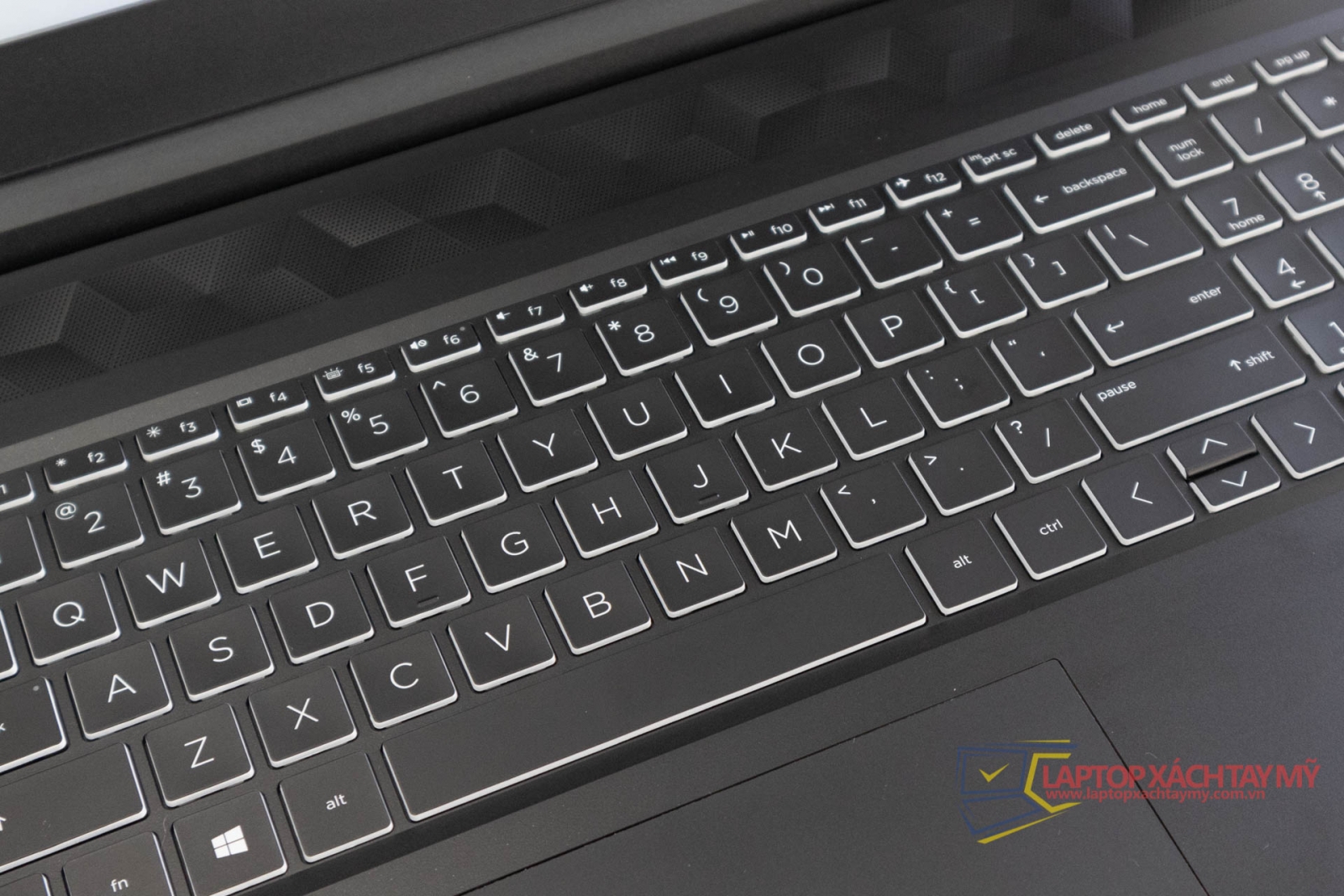 HP Pavilion 15  Ryzen 5 4600H, Ram 12G, SSD 512G, HDD 1T, GTX 1650