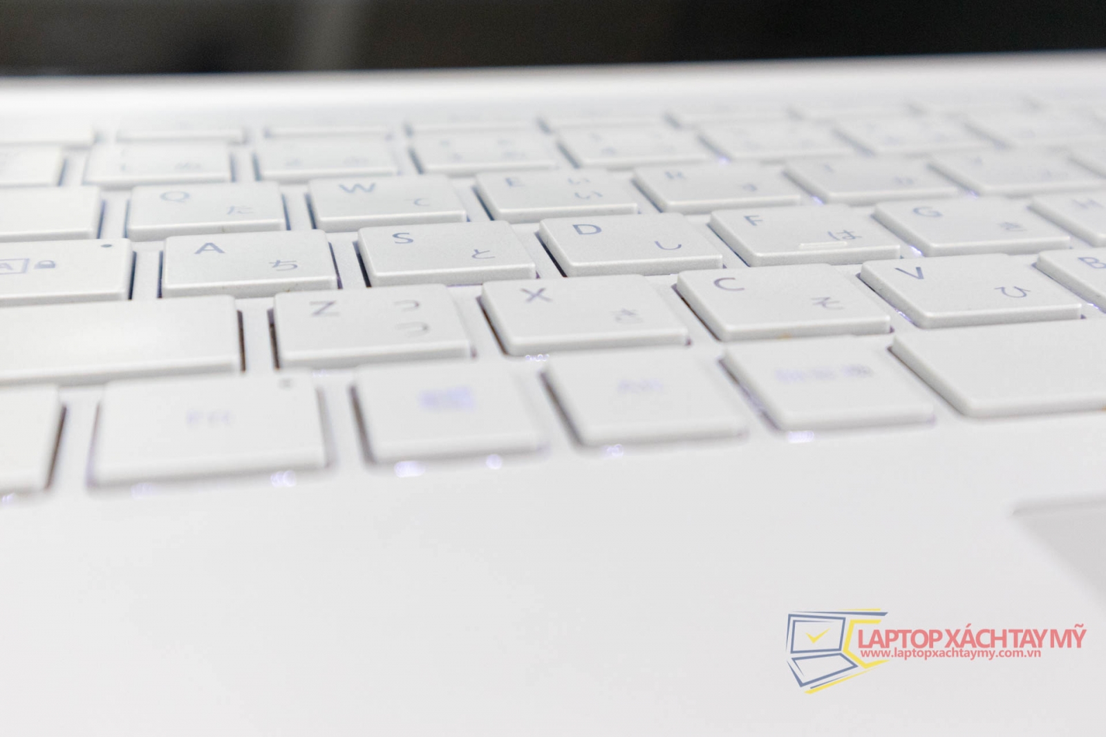 Surface Book 2 13, i7 8650U, Ram 16G, SSD 512, màn hình 13.5